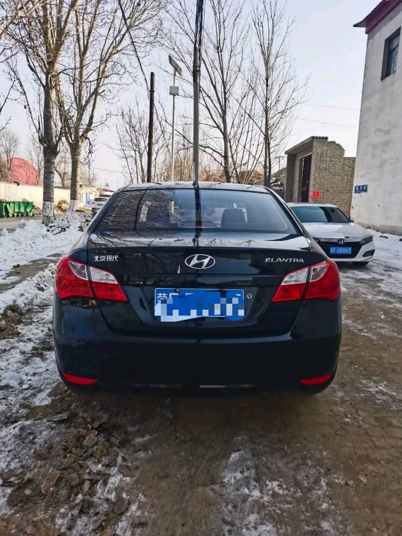 保定18年现代悦动7