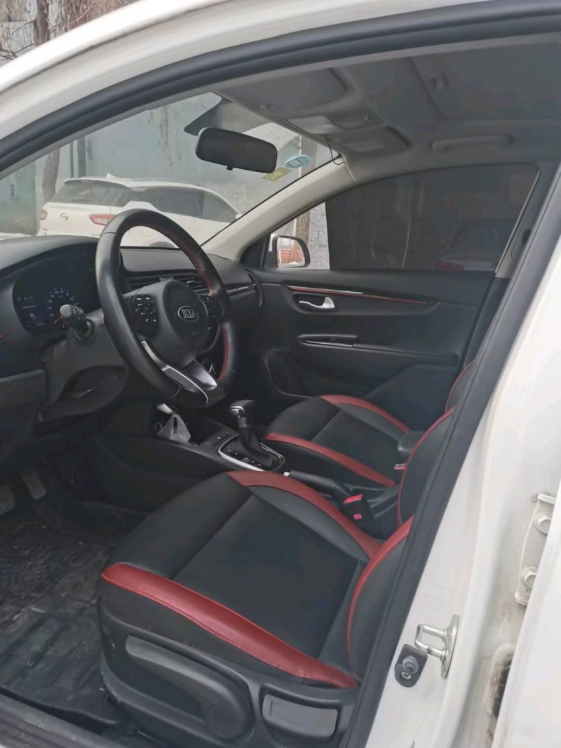 保定19年起亚KXCROSS4