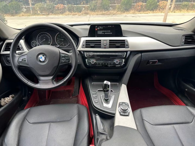 济宁16年宝马3系6