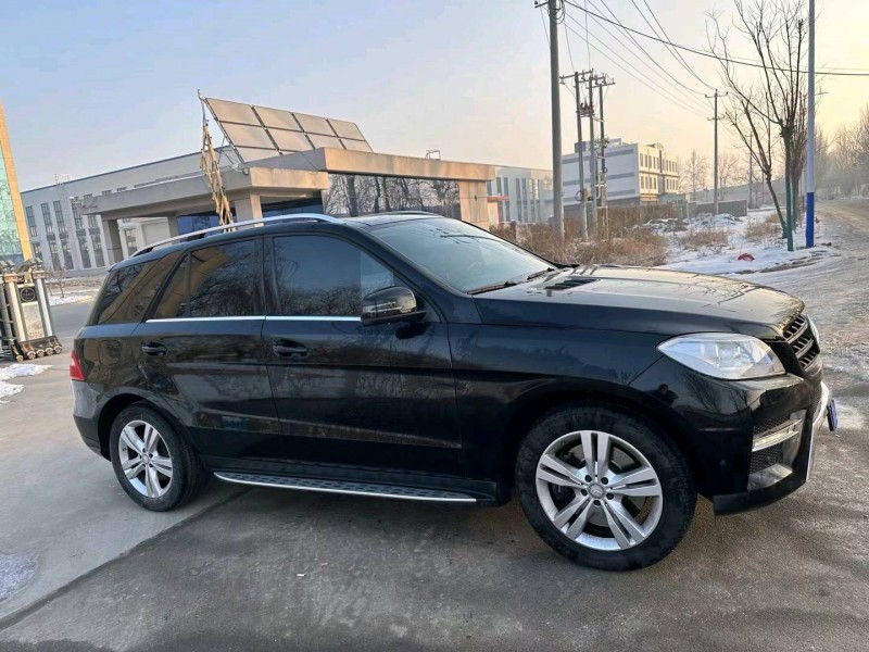 保定12年奔驰ML6