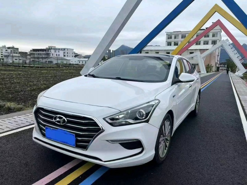 嘉兴17年现代名图2