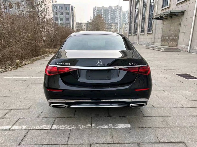 东营22年奔驰迈巴赫S级3
