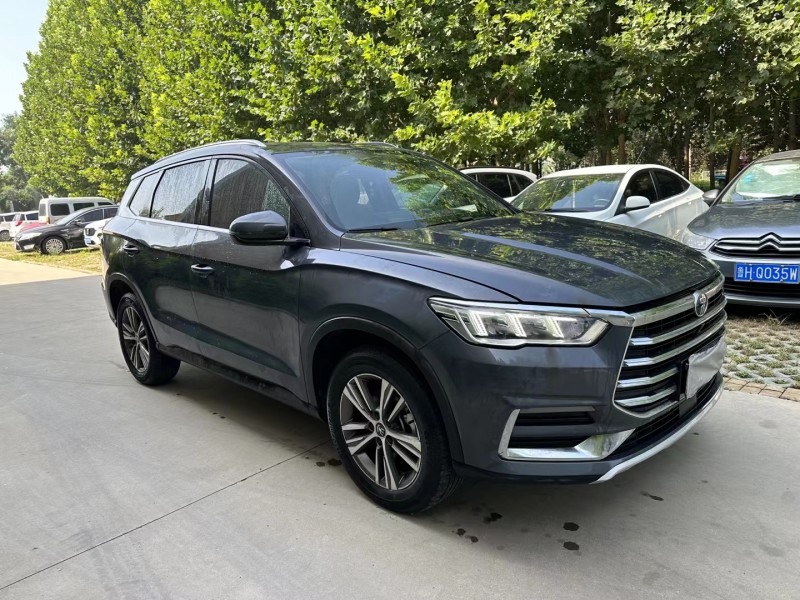 济宁21年比亚迪宋3