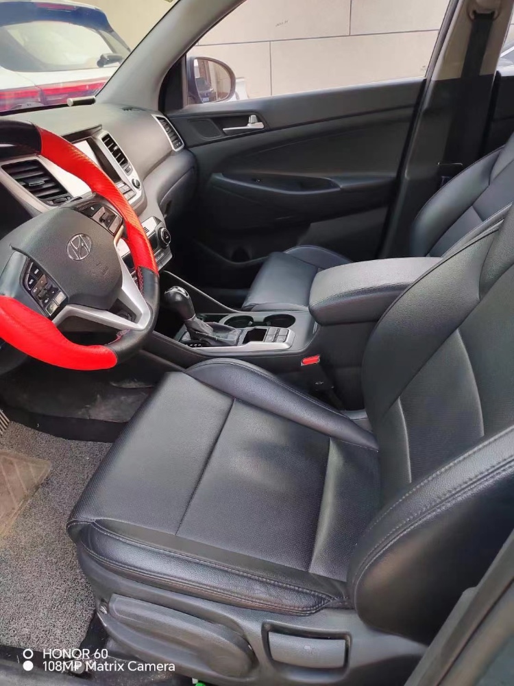 邯郸17年现代途胜8