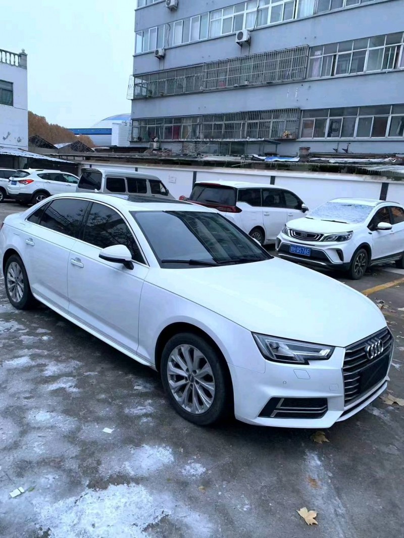 济南19年奥迪A4L3