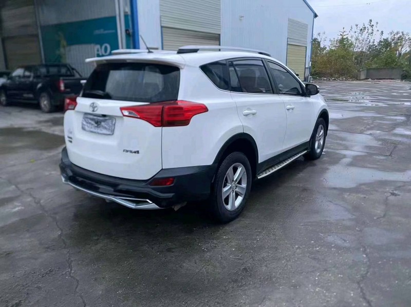 珠海14年丰田RAV4荣放4
