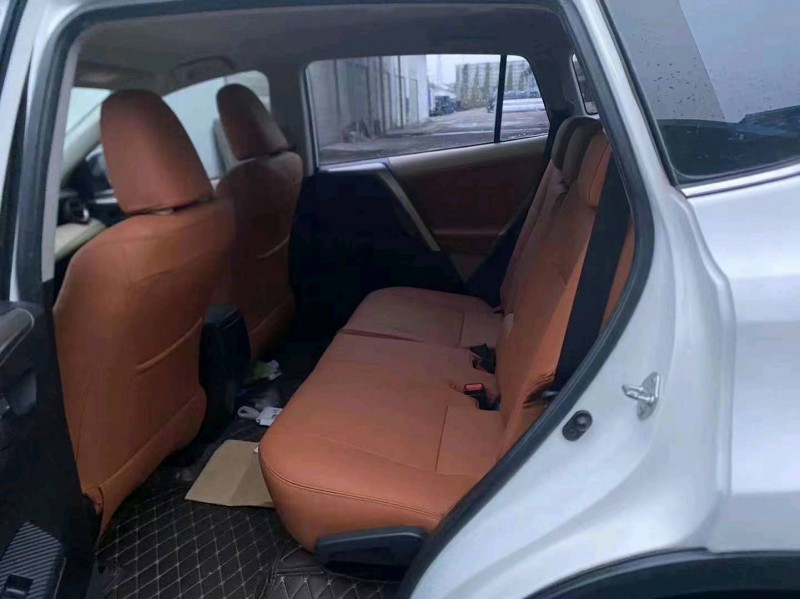 珠海14年丰田RAV4荣放7