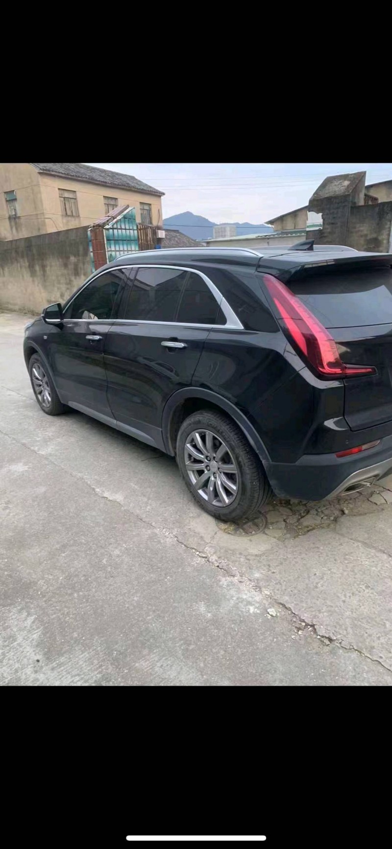 嘉兴19年凯迪拉克XT44