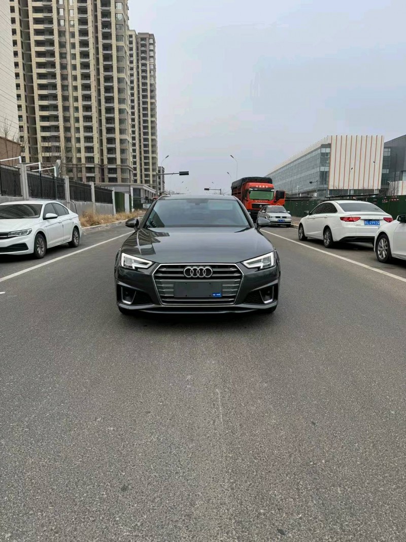 济南19年奥迪A4L1