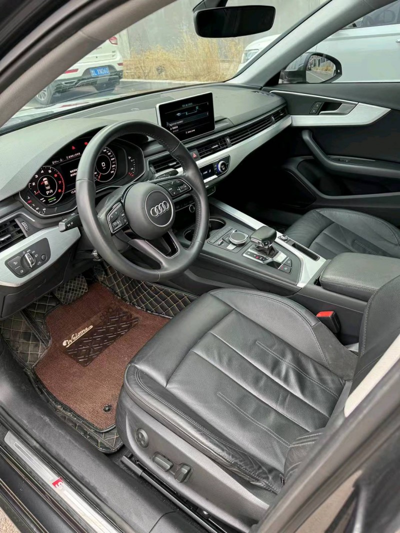 济南19年奥迪A4L3