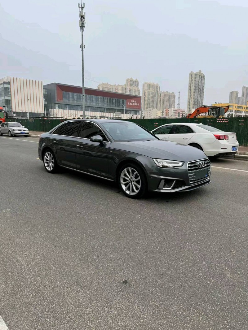 济南19年奥迪A4L4