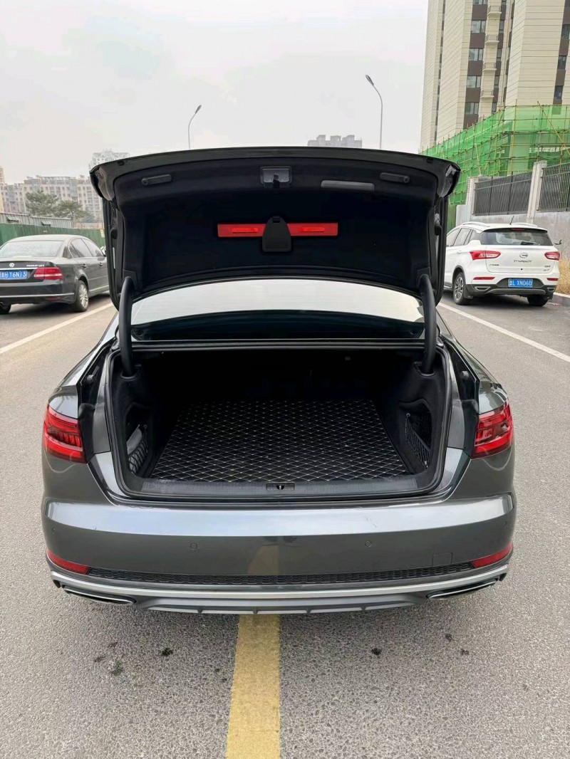 济南19年奥迪A4L7