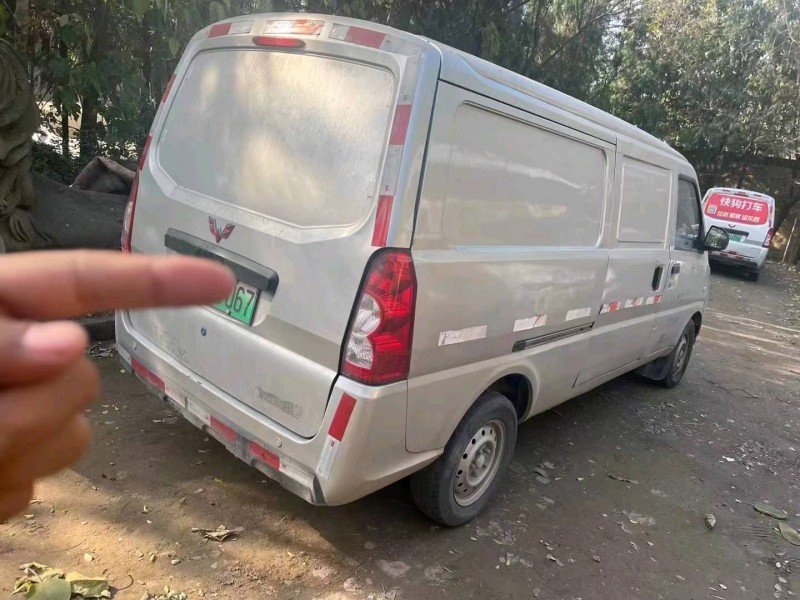 咸陽20年五菱汽車榮光5