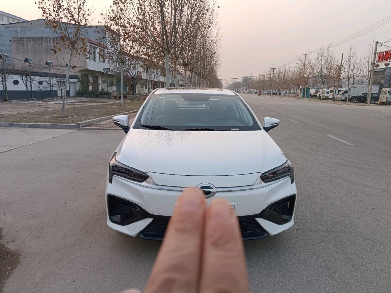 济宁23年传祺埃安S5801