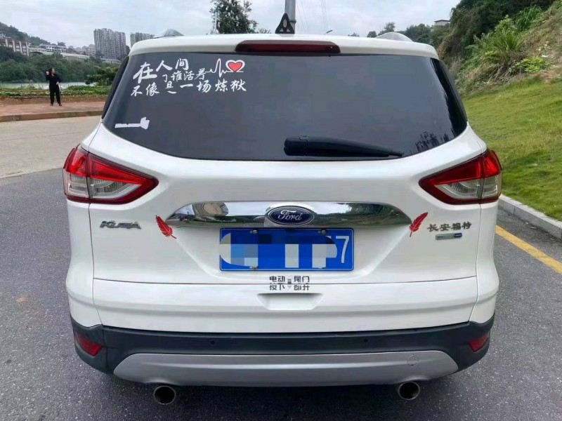 东营13年福特翼虎3