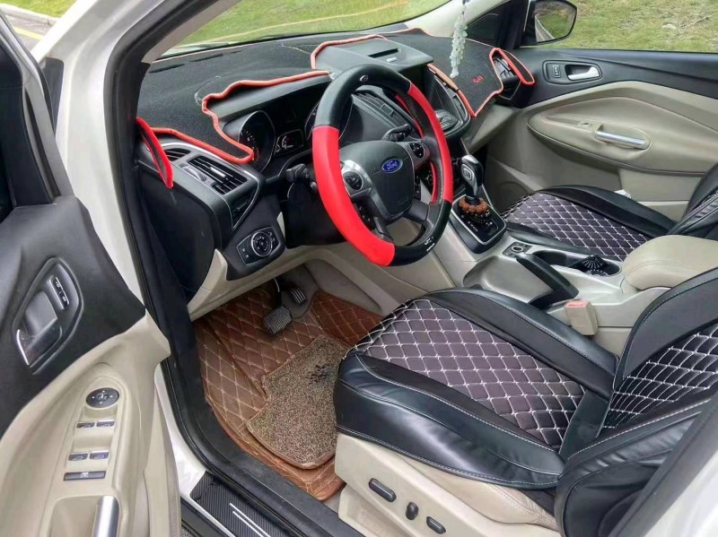 东营13年福特翼虎8