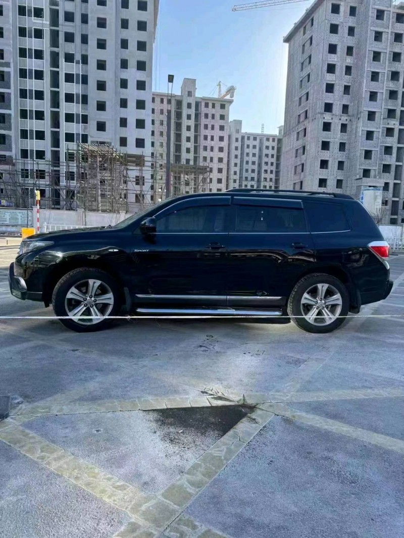 邯郸14年丰田汉兰达3