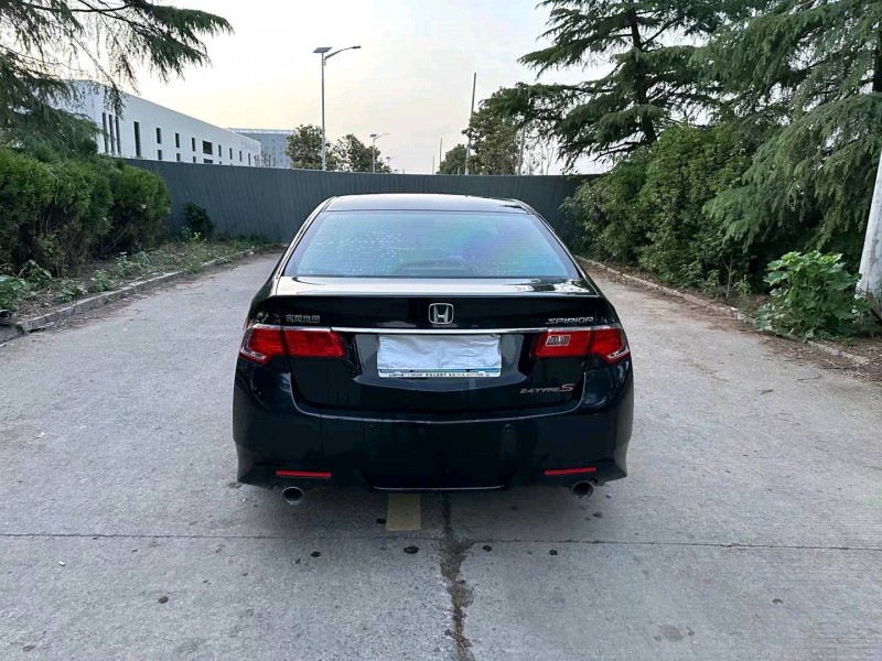 徐州13年本田思铂睿9