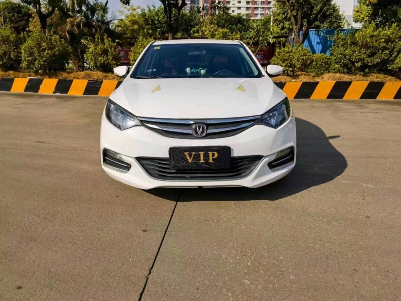 珠海17年长安汽车逸动1