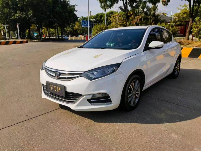 珠海17年长安汽车逸动2