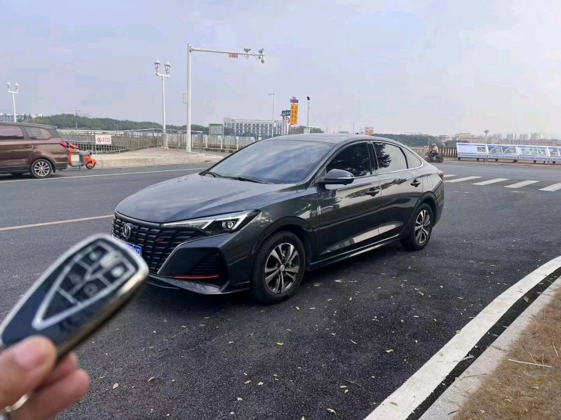 珠海23年长安汽车逸动2