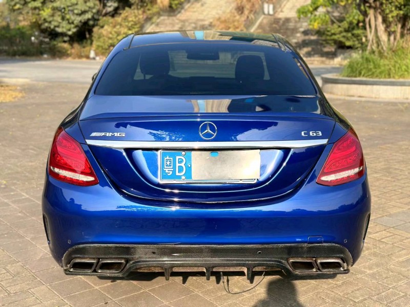 汕头17年奔驰AMG6