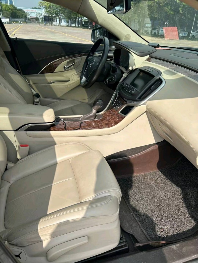 中山14年别克君越5