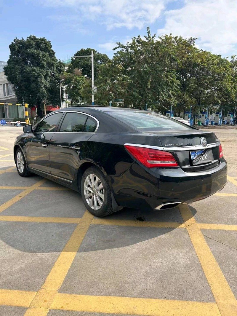 中山14年别克君越9