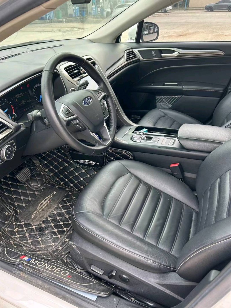 中山17年福特蒙迪欧4