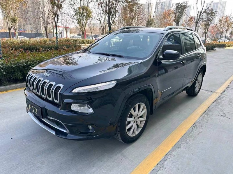 苏州18年Jeep自由光6