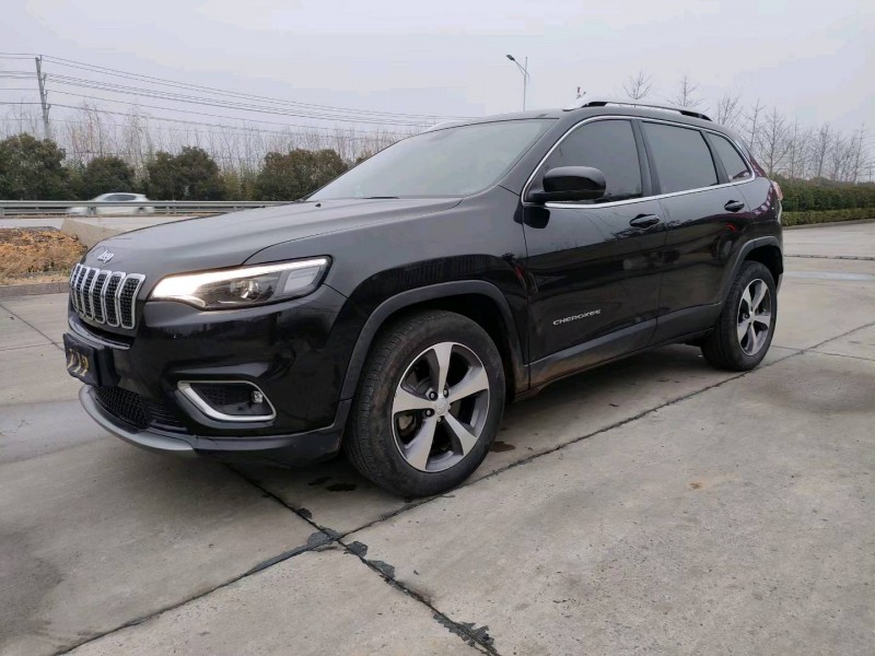 徐州21年Jeep自由光3