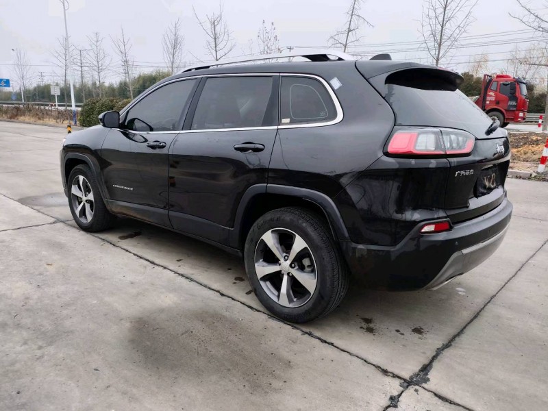 徐州21年Jeep自由光4