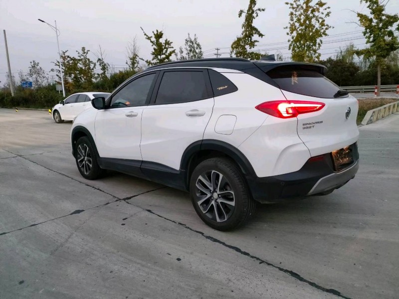 徐州22年别克昂科拉4