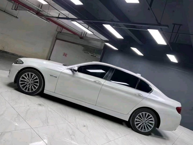 成都15年宝马5系3