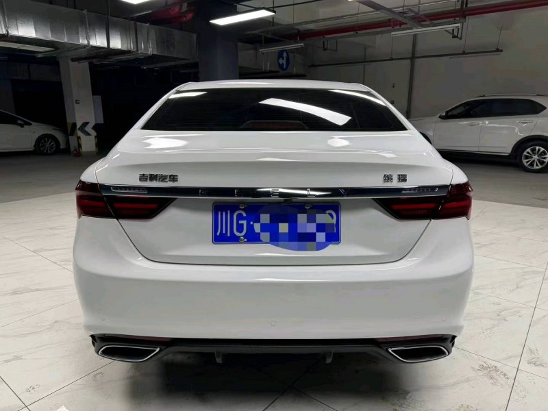 成都22年吉利缤瑞6