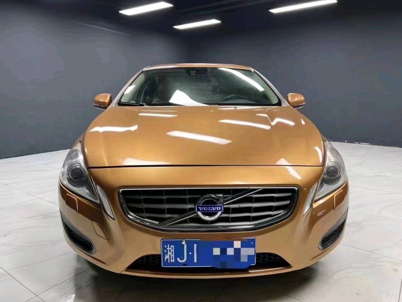 成都12年沃尔沃S60L1