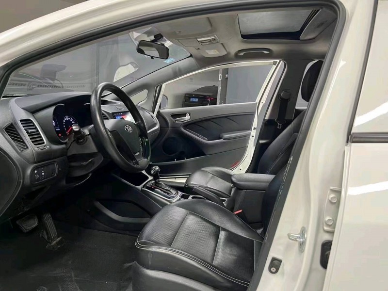 成都19年起亚K35