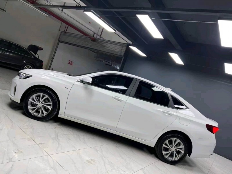 成都22年别克威朗3