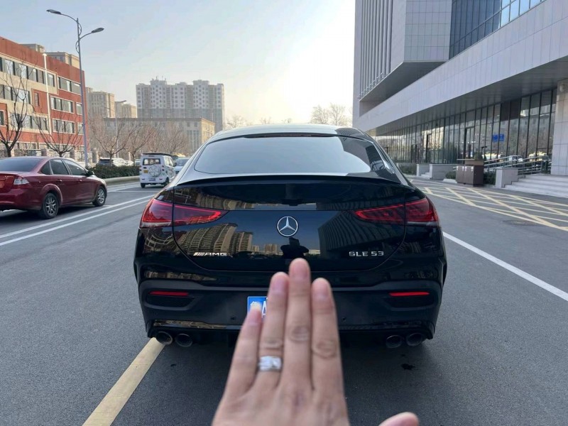 济南21年奔驰GLE9