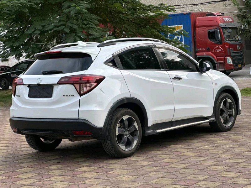 汕头18年本田缤智8