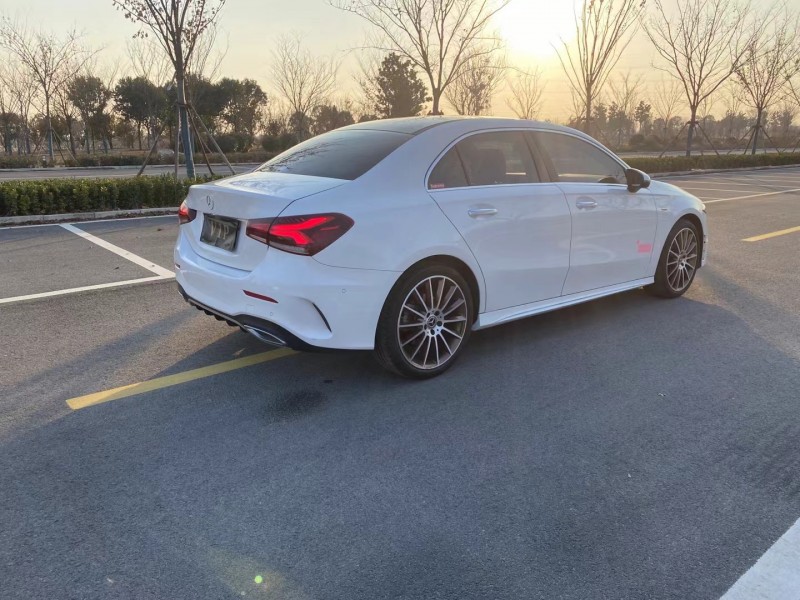 徐州19年奔驰A8