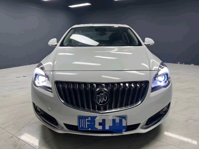 成都15年别克君威1