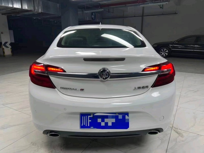 成都15年别克君威9