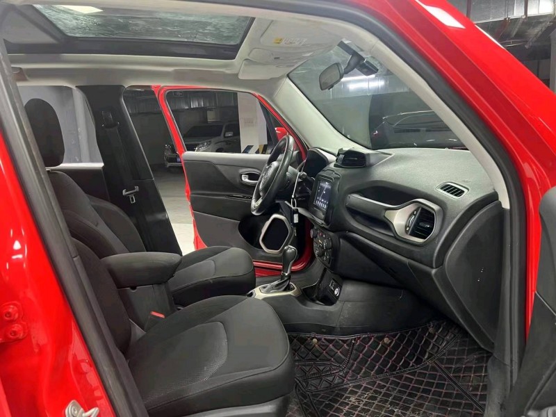 成都19年Jeep自由侠7