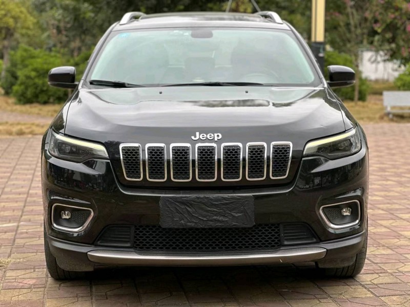 汕头19年Jeep自由光1