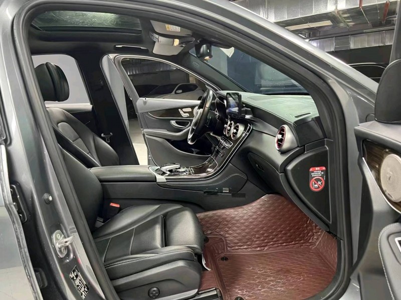 成都17年奔驰GLC4