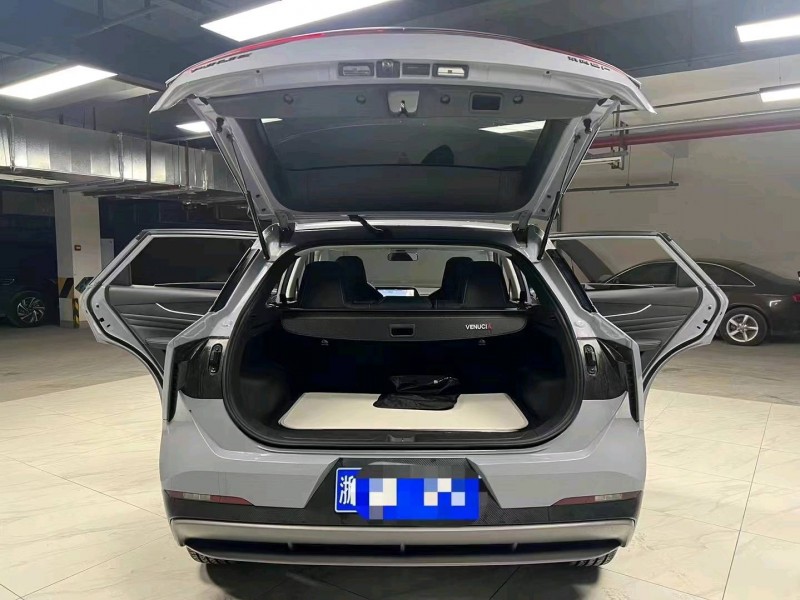 成都23年啟辰大V6