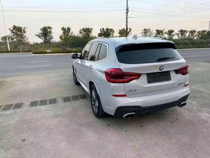 济南20年宝马X35