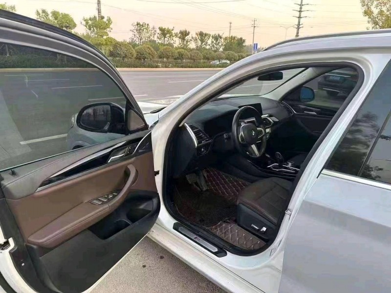 济南20年宝马X39