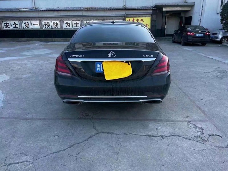 青岛16年奔驰S8